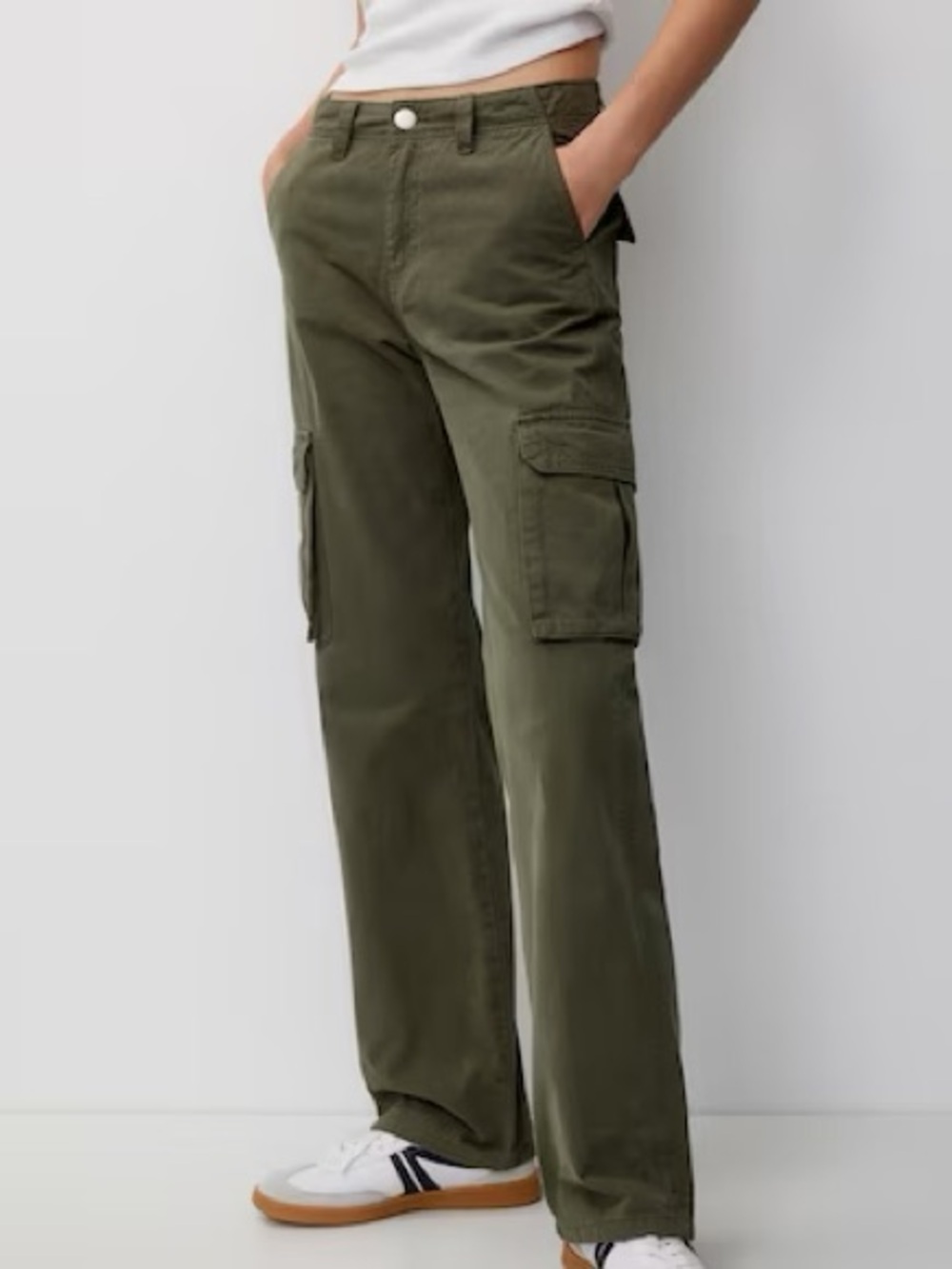 Urban Outfitters/Pull&Bear Olive Green Cargo Pants